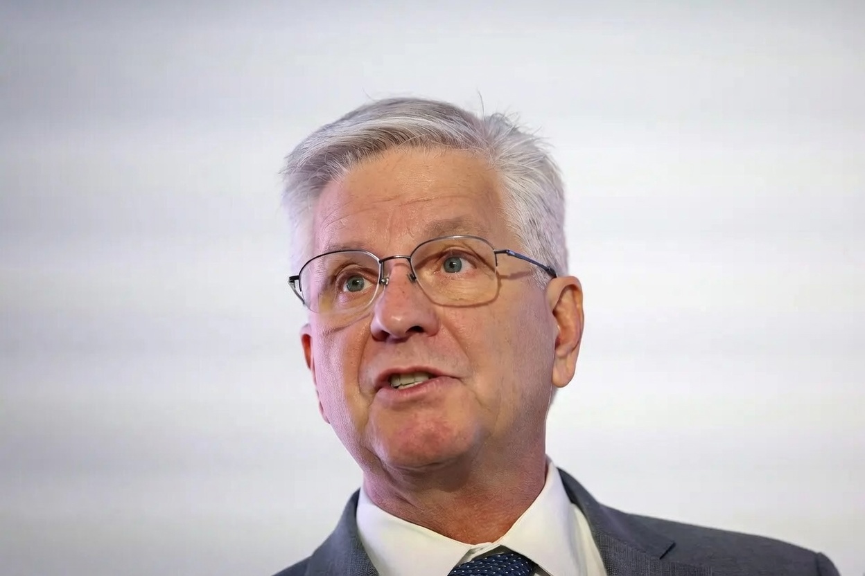 Diretor do Fed Christopher Waller durante conferência, em Nova York, nos EUA 12/11/2024 REUTERS/Brendan McDermid