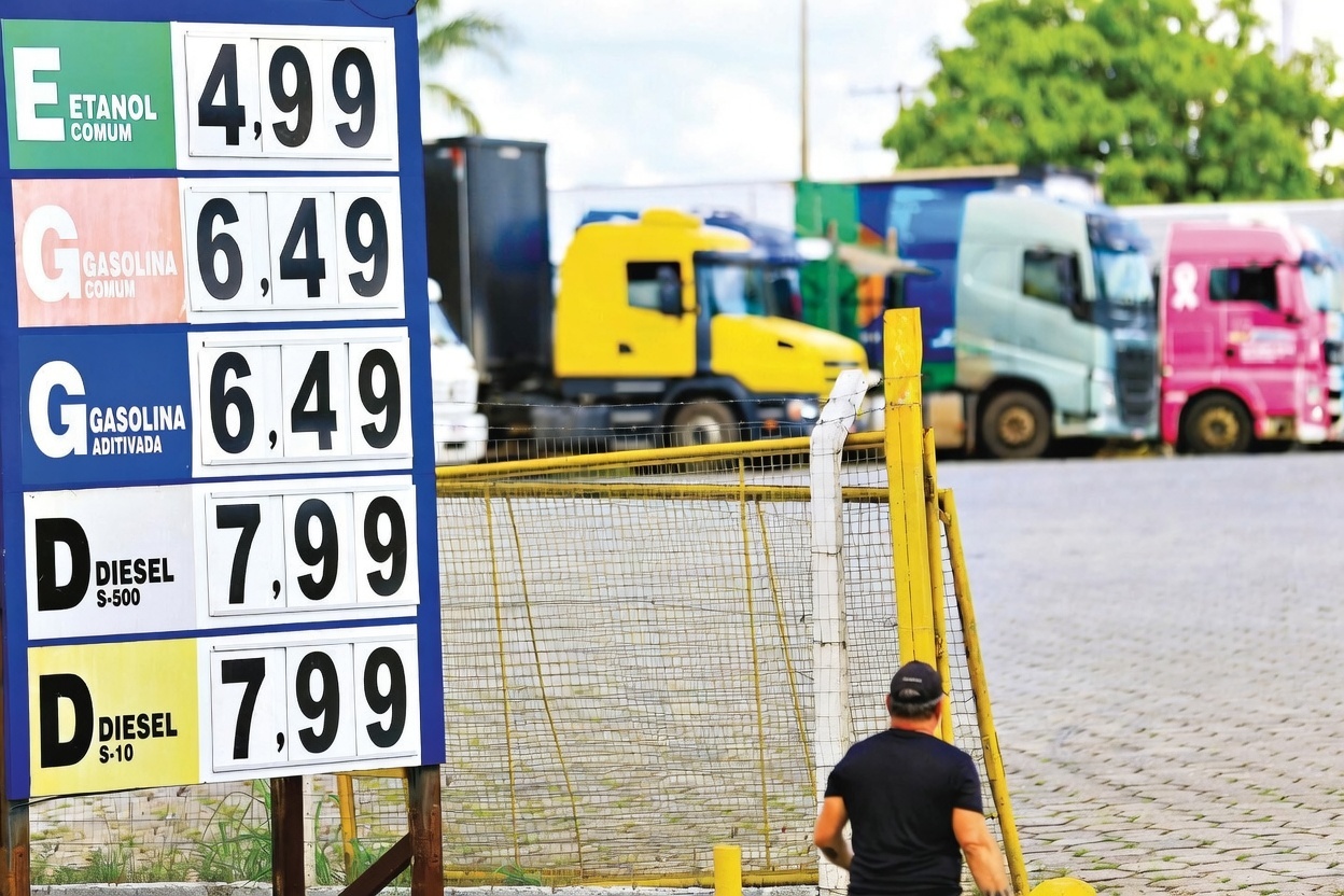 Preços dos combustíveis em posto: repasse de reajustes ao consumidor (Wildes Barbosa / O Popular)